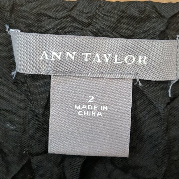 ANN TAYLOR Wool Blend Pencil Skirt - Picture 4 of 5